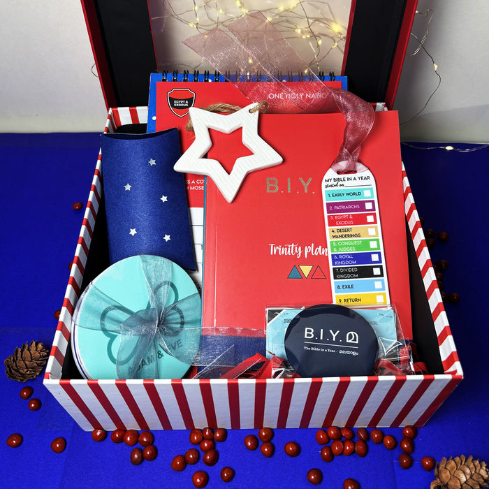 BIY 'best student' Christmas hamper
